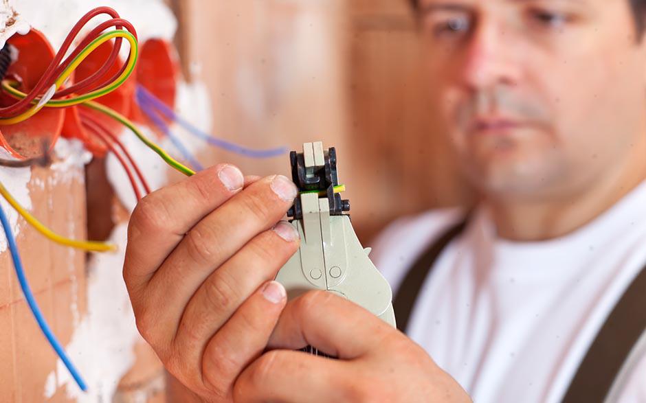 artisan électricien Andilly